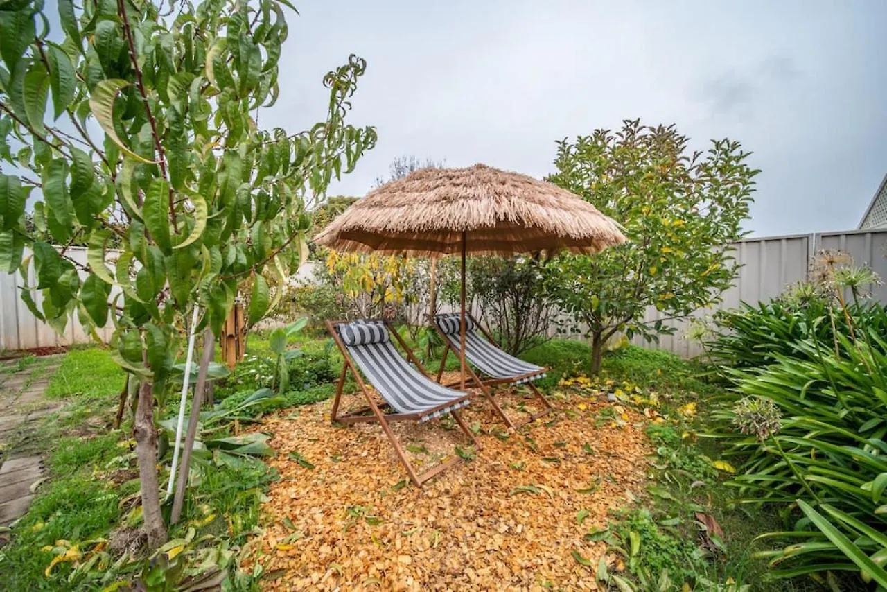 Amazon At Seacombe Gardens Villa Sturt
